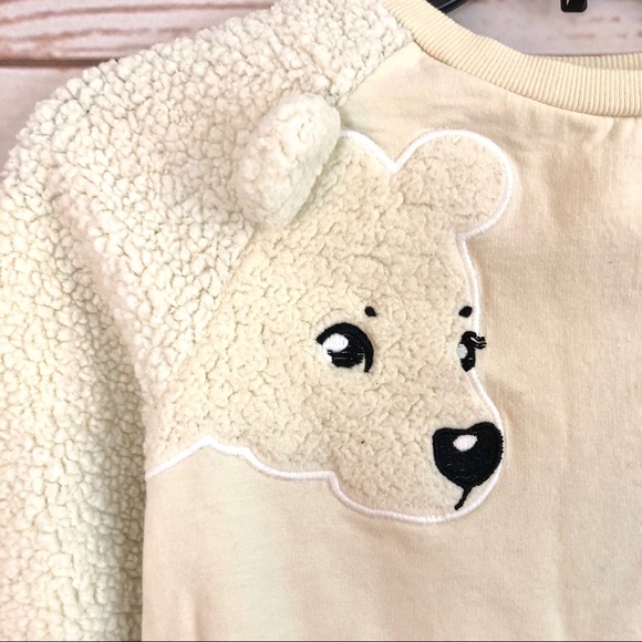 WWF x H&M Organic Cotton Polar Bear Sweatshirt - Picture 2 of 5
